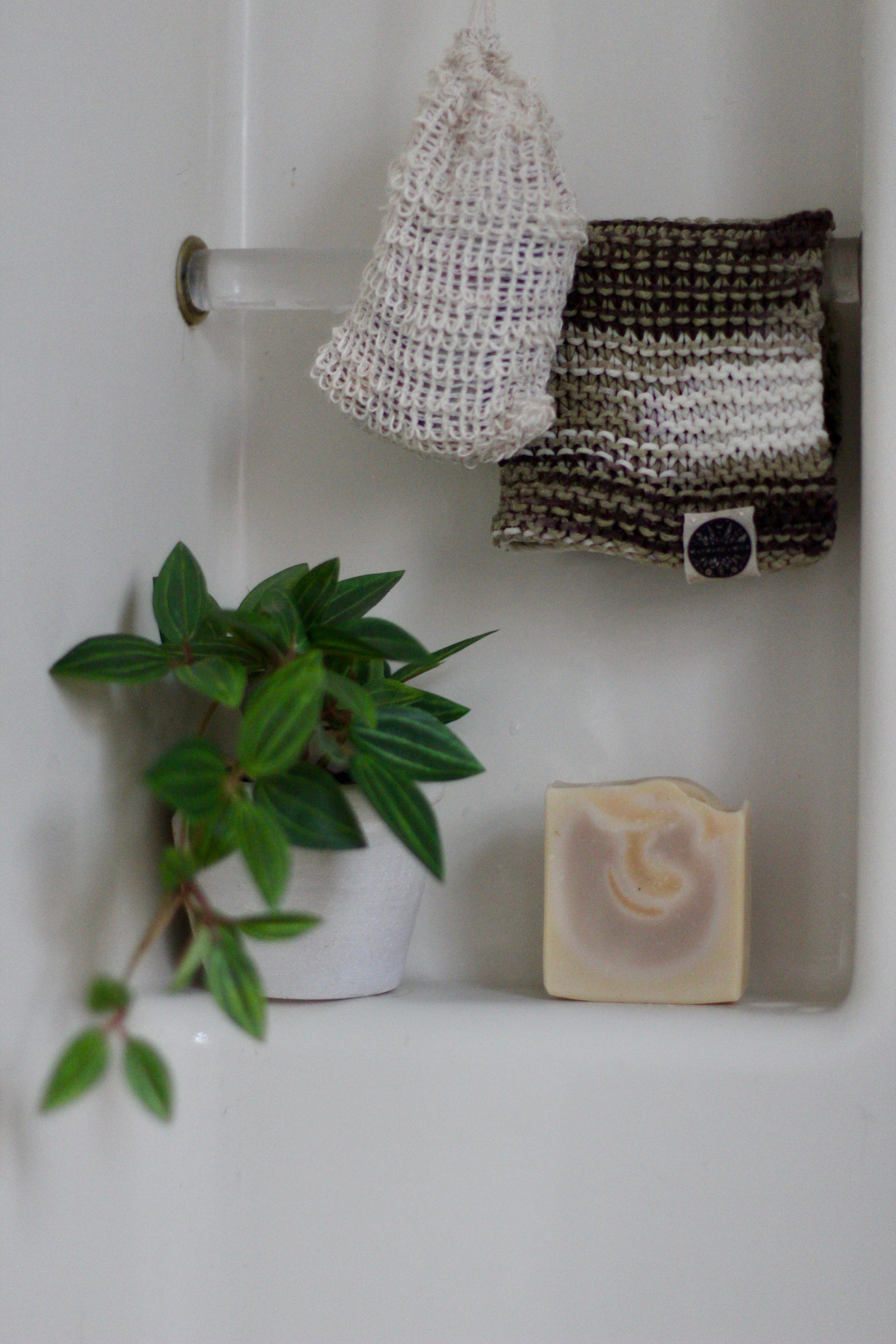 Peppermint & Beetroot Natural Soap Bar